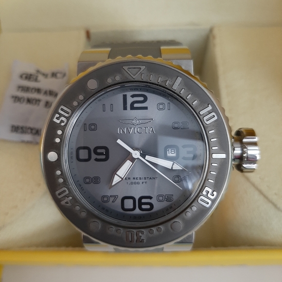 💯%GENUINE INVICTA WATCH MODEL #23357 Watches